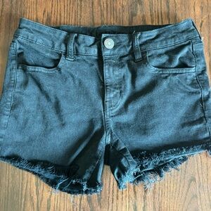 American Eagle next level stretch women’s black denim shorts size 8